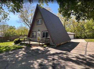 W9380 Ripley Rd, Cambridge, WI 53523
