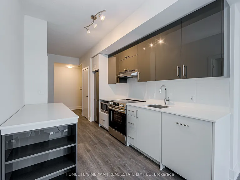 188 Fairview Mall Dr #1816 — Photo 4