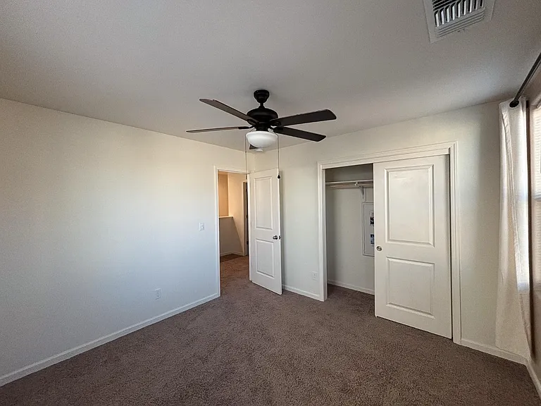 827 Fir St W — Photo 26
