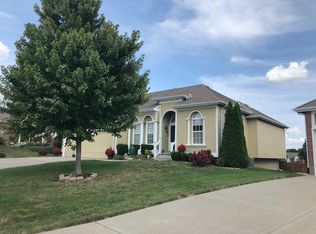 313 Eagle Glen Dr, Raymore, MO 64083