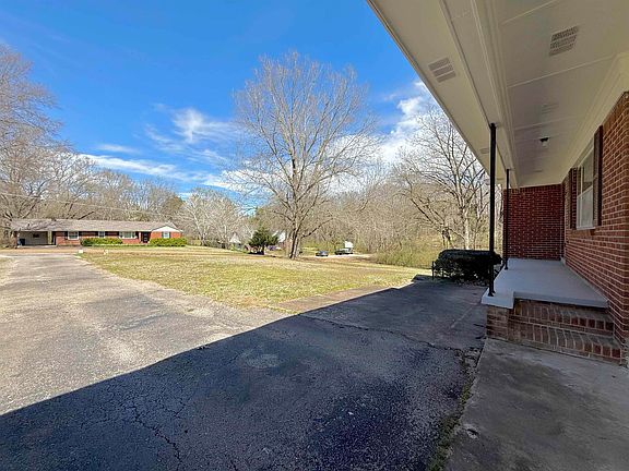 2nd image of 115 Robertson Dr