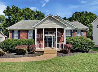 185 E Harbor Dr, Hendersonville, TN 37075