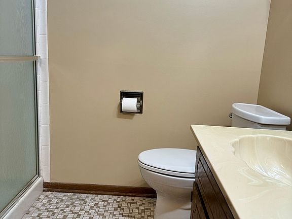 5th image of 7333 W 154th St