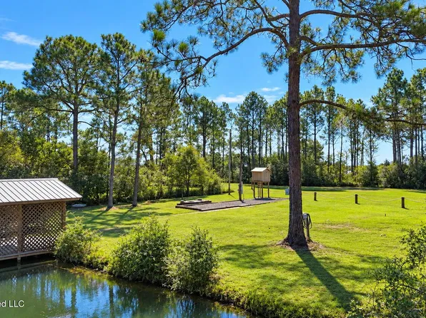 Creal Ln, Moss Pt, MS 39562