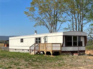 1250 Bryant Rd, Mount Airy, NC 27030