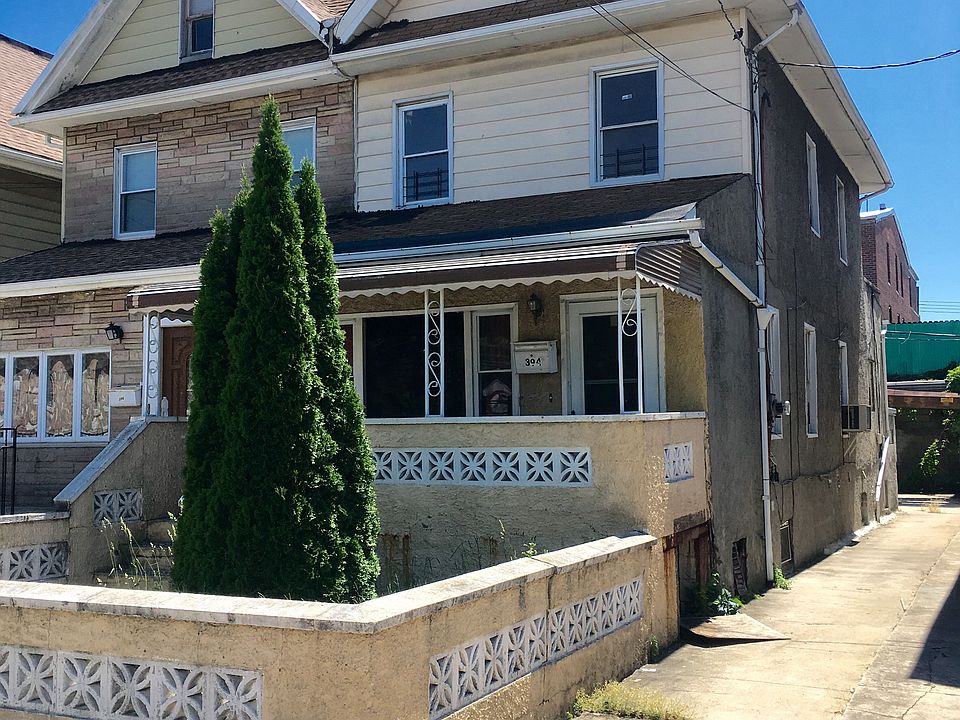 2nd image of 394 E 91st St