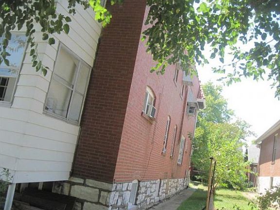 5th image of 4257-4259 Ellenwood Ave