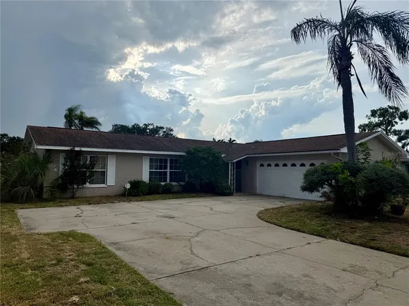2004 TANGLEWOOD WAY NE, ST PETERSBURG, FL 33702
