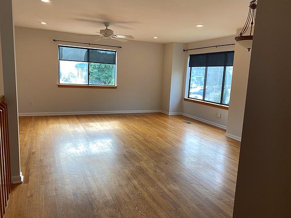 3rd image of 15 1st St APT 1