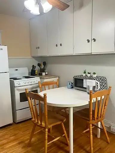 240 Cathedral Ave #1 — Photo 6