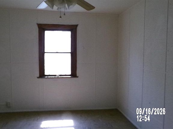 4th image of 8 E C St