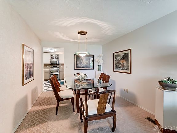 5th image of 4930 Wakeview Ct
