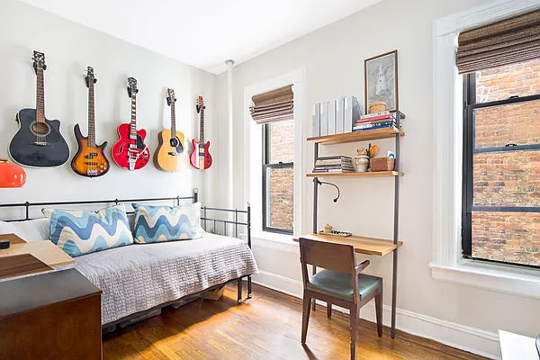 Sold by Compass | media 14