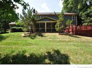 2708 Briar Ridge Dr, Charlotte, NC 28270