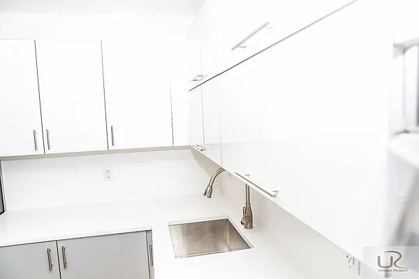 Rented by Urban Realty NYC | media 12