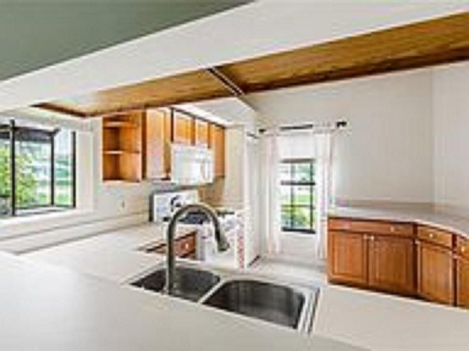 1st image of 5713 Parkview Point Dr