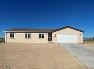 1186 E Desert Cove Dr, Pueblo West, CO 81007