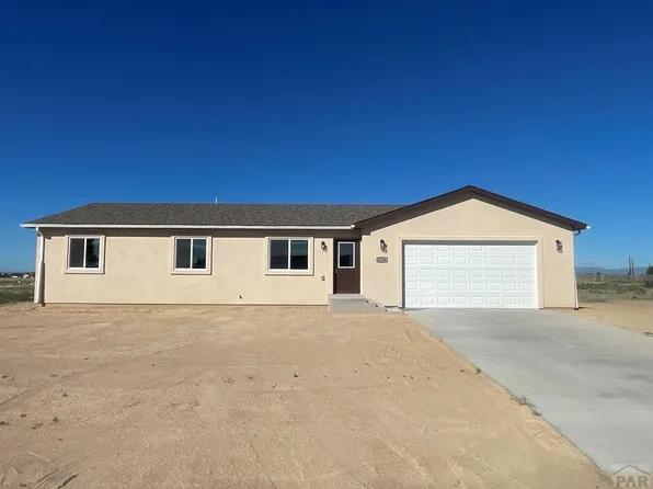 1186 E Desert Cove Dr, Pueblo West, CO 81007