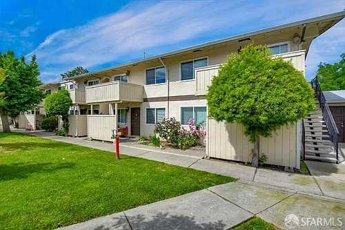 46728 Crawford St #17 Photo 1