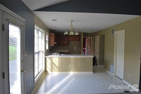 4th image of 636 John Sutherland Dr