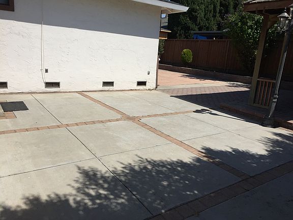 5th image of 2615 Bonbon Dr