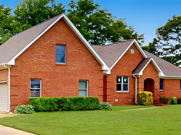 23 Boykin Ln, Hampton, VA 23663