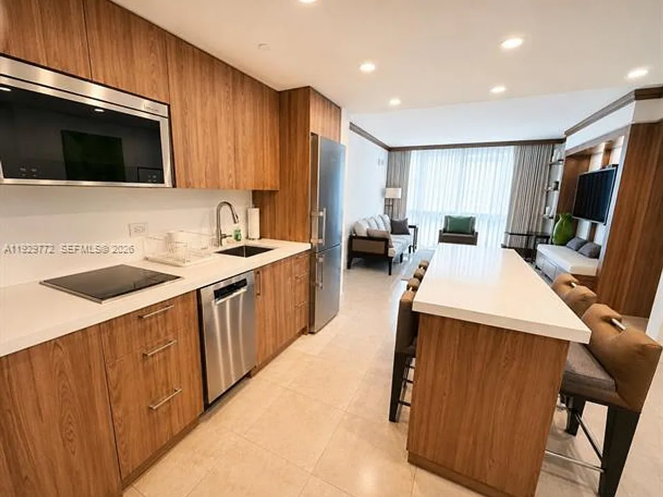 6801 Collins Avenue Cu #309