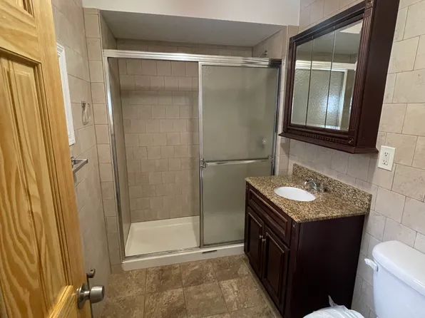 54-31 Nurge Avenue image 10 of 14