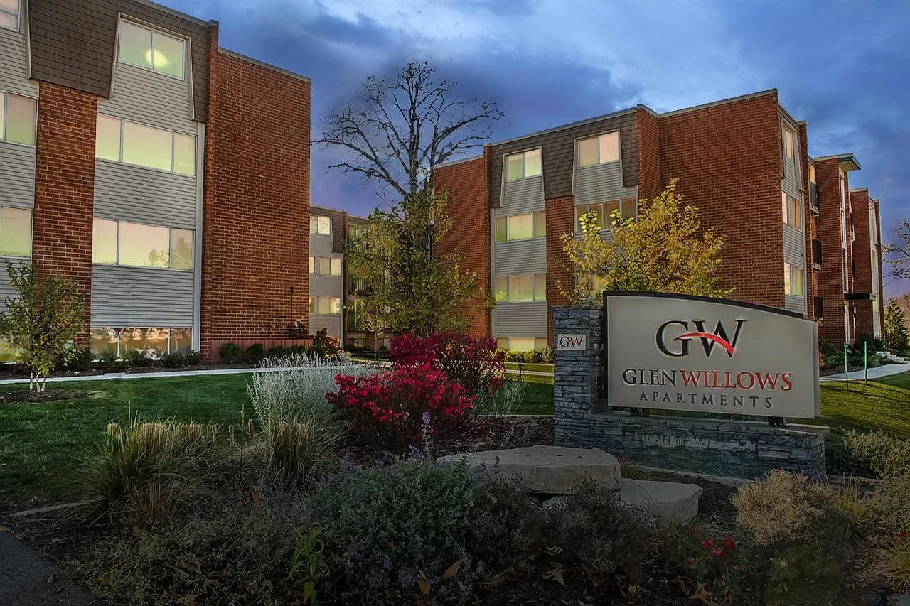 Glen Willows — Photo 2