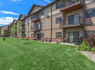 501 S 44th St W APT 2122, Billings, MT 59106