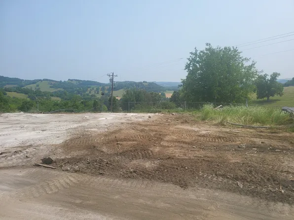 149 Smiths Rd, Carthage, TN 37030