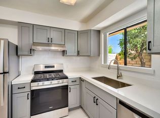 74465 Driftwood Dr APT 3, Palm Desert, CA 92260