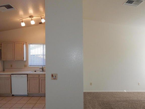 3rd image of 2720 W Calle De Rosita