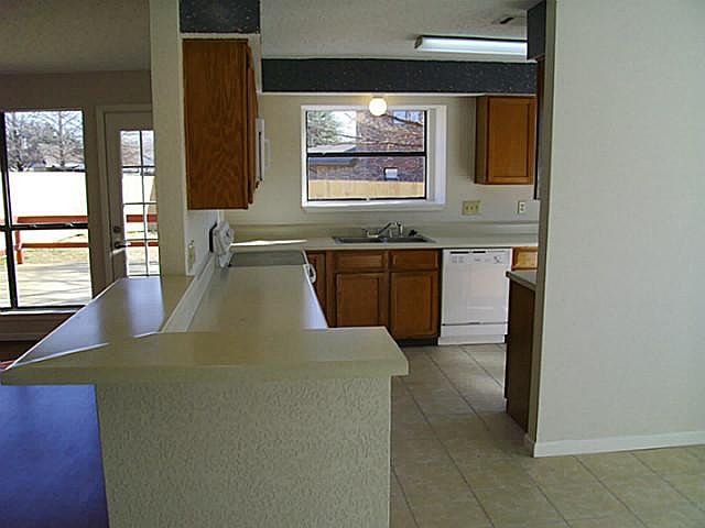 1st image of 2500 Independence Dr