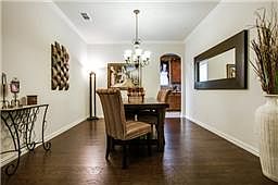 2nd image of 609 Miramar Dr