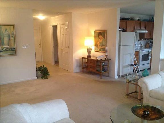 4th image of 12297 Inside Trl