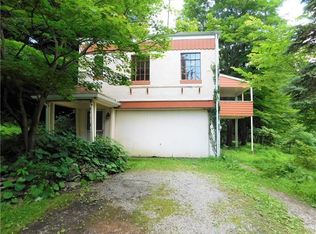 265 Carlton Dr, Verona, PA 15147