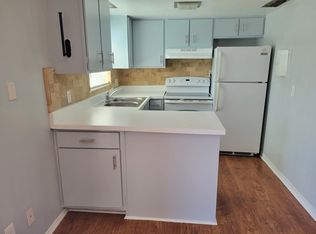 8520 9th Way N APT C, Saint Petersburg, FL 33702