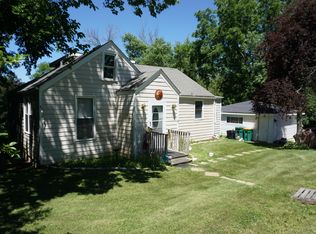 144 E Lake Park Ave, Round Lake Beach, IL 60073