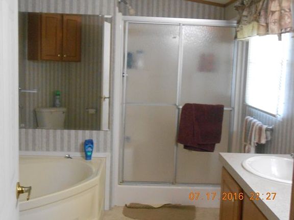 5th image of 148 E Oak Ave