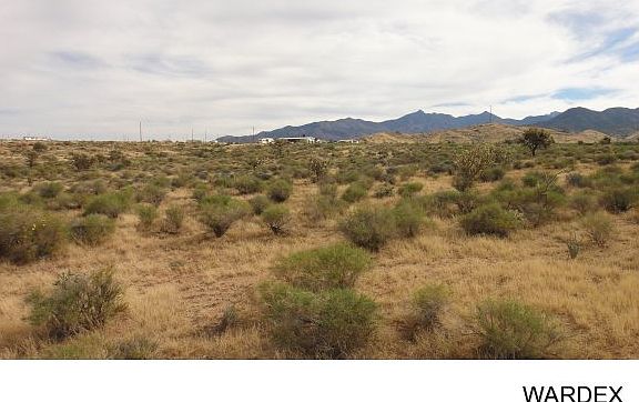 3rd image of 5595 E Taos Dr