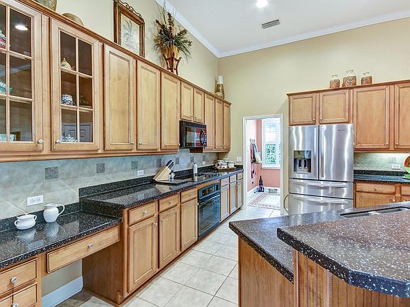 4th image of 86287 Eastport Dr