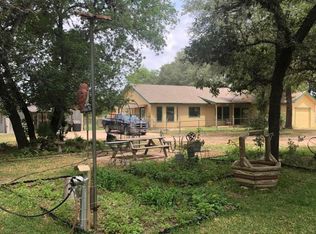 299 Highland Rd, Poteet, TX 78065