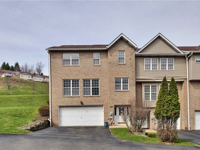 301 Wingate Dr, Pittsburgh, PA, 15205