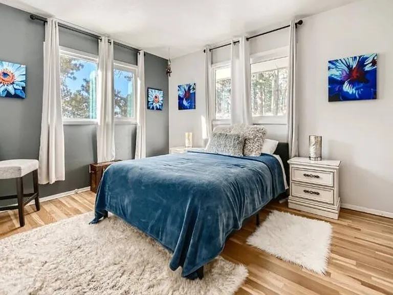 Bedroom Upper level Master. Large and spacious with large closet, new mattress and frame, queen bed. Fully furnished. Looks out to the forest and hot tub