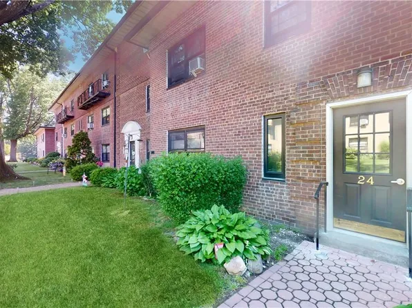 24 Manchester Road #22D, Eastchester, NY 10709
