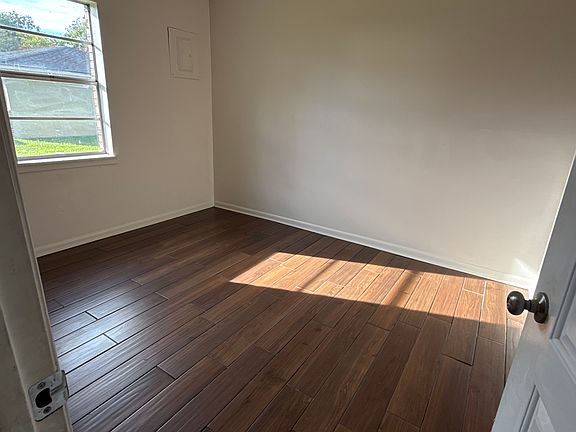 5th image of 128 Whitt St #B
