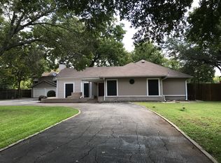 2304 Thomas Rd, Haltom City, TX 76117