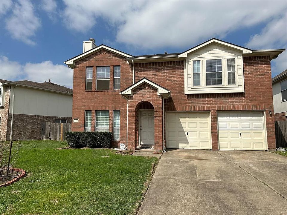 1st image of 16434 Sedona Woods Ln