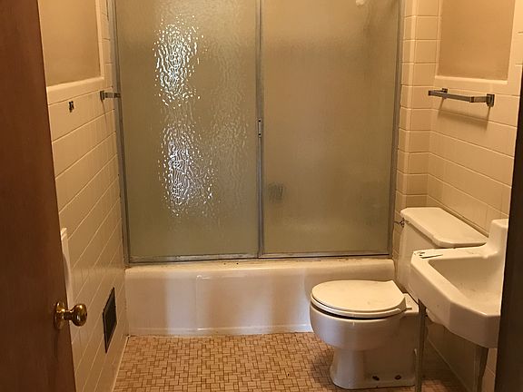 bathroom. tubs redone freshly painted